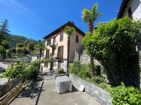 Wild Valley Ticino Villa in Valle Onsernone
